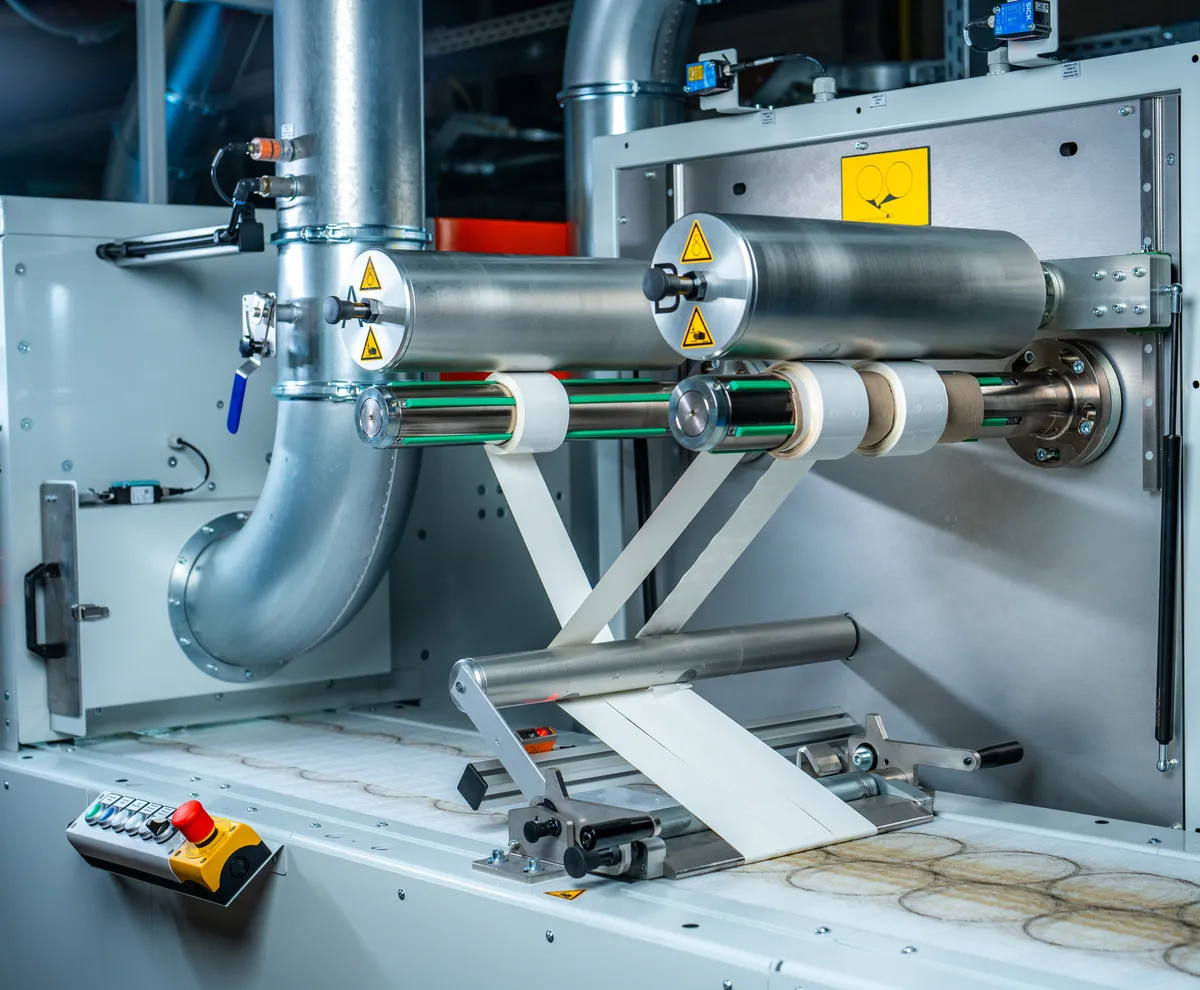 laser cutting machine